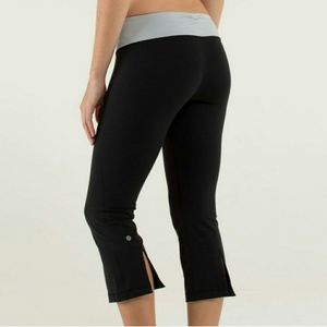 Lululemon  Gather & Crow Crop